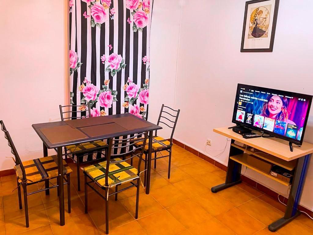 Don Quijote Apartaments Tph Madrid Luaran gambar