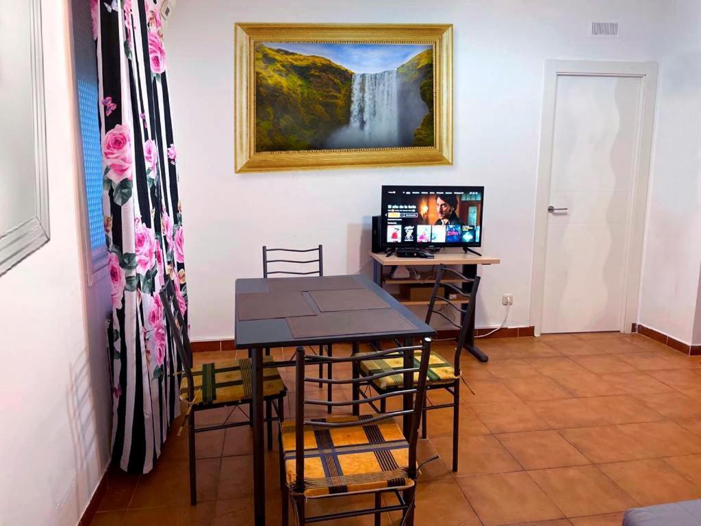 Don Quijote Apartaments Tph Madrid Luaran gambar